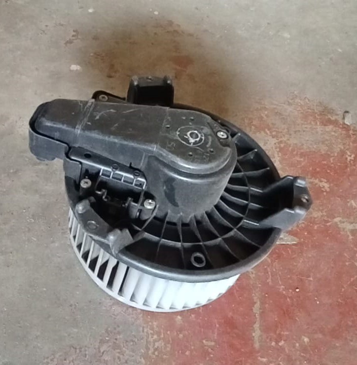 Land Cruiser Prado 150 Blower