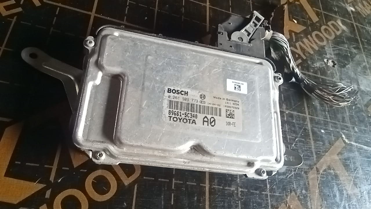 1KR Toyota Vitz Engine Computer