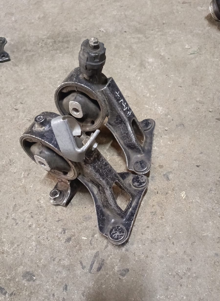 Toyota Rav4 Rear Gearbox Mounting